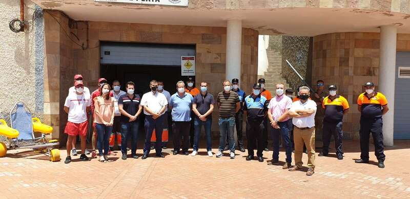 Presentación del dispositivo de vigilancia y socorrismo en Pozo Izquierdo (Foto TA)